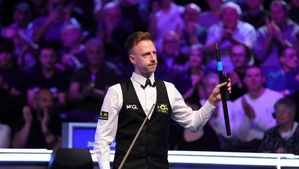 他在国际比 他在国际比